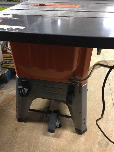 Ridgid 13 Amp 10 In Professional Cast Iron Table Saw Used In Working