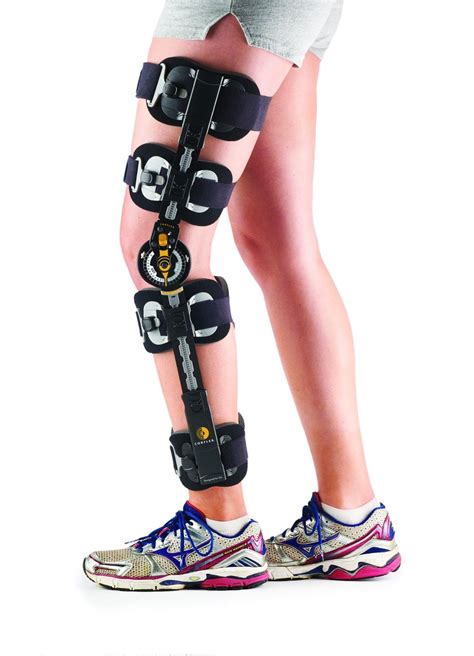 Corflex Contender Post Op Knee Brace Adjustable Length Universal Size