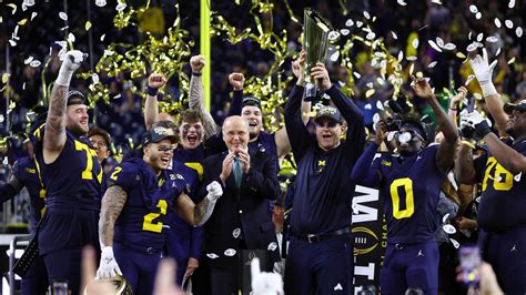 Michigan knocks down Washington 34-13 in the College Football Playoff