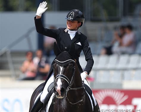 Met de bruine ruin ratzinger (v…. Marlies van Baalen Fractures Sacrum in Riding Accident