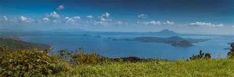 'beter uitgezocht' is niet zomaar een vergrotende trap. Increased activity at Taal volcano, alert level raised ...