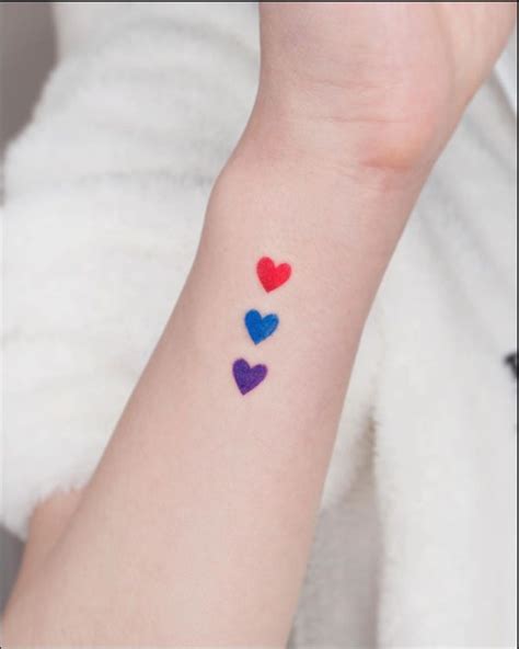 Aggregate 99 About Small Heart Tattoos Unmissable Indaotaonec