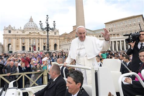 Pope Francis Invites To Welcome The Stranger Clothe The Naked The