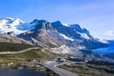 Columbia Icefield Adventure Athabasca Glacier Tours And Viewing Platform