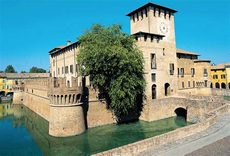 Tra I Castelli Del Ducato Di Parma E Piacenza