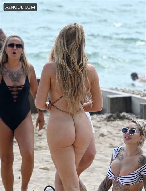 Aisleyne Horgan Wallace Enjoys A Day Out At The Beach In Bournemouth