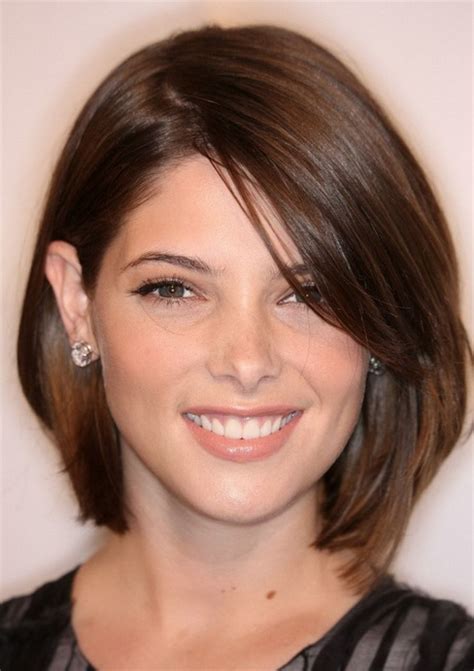 Both short and long hair can be gathered up into this smooth elegant look. Hairstyles 40 year old women