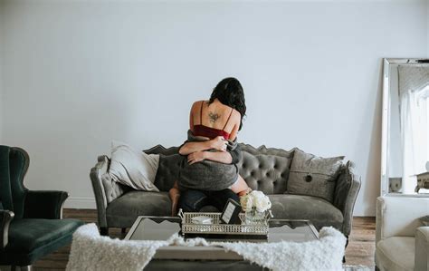 Intimate Couple In Home Session Couples Intimate Couples Lifestyle