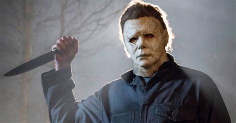 Michael Myers Mask Is Actually William Shatner Facts About The Halloween Movies