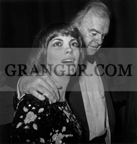 Image Of Mireille Mathieu And Johnny Stark French Singer Mireille