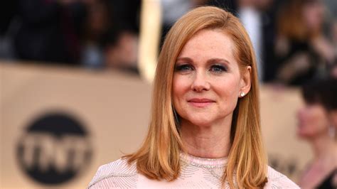 Laura Linney Net Worth 2022 How Much She Makes From ‘ozark Salary