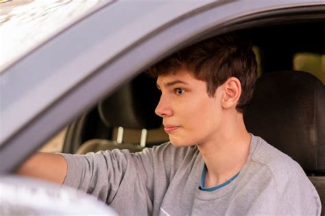 How much is car insurance 17 year old. Car Insurance for 17-Year-Olds: How Much Will It Cost?