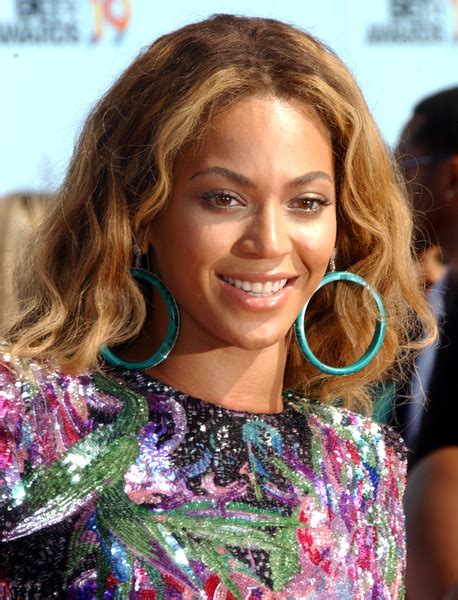 Beyonce Knowles New Pictures 2009 Bet Awards Red Carpet Photos