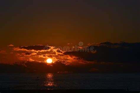 Red Sunset Over The Ocean Stock Image Image Of Silhouette 117666205