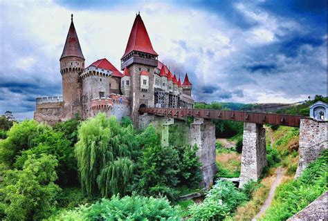 5 Must See Attractions In Romania Feetdotravel