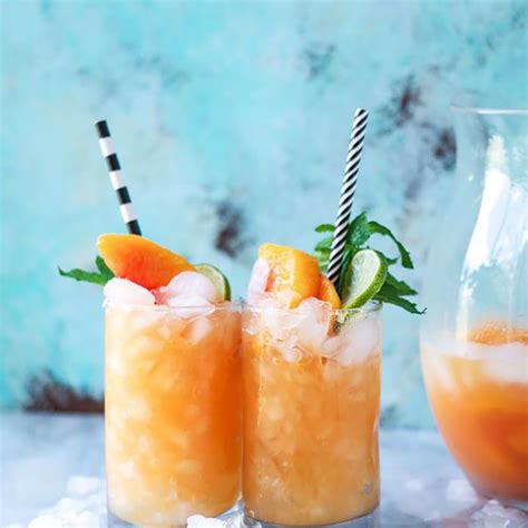 12 Non Alcoholic Summer Drinks To Help Everyone Take It Easy