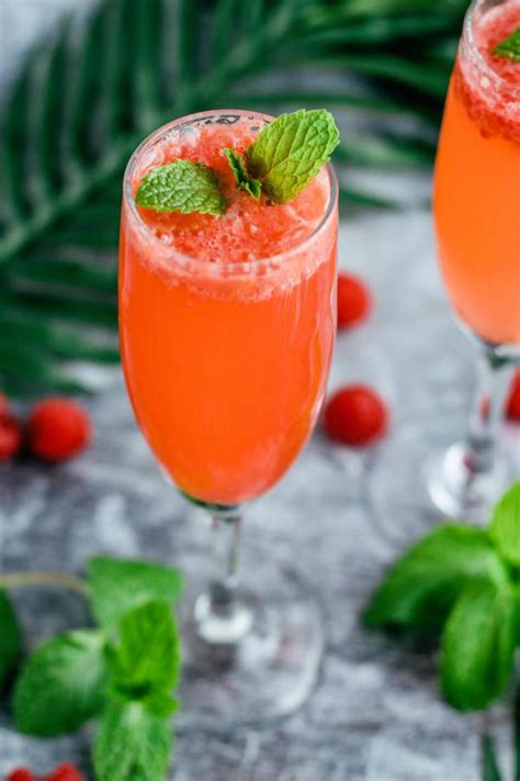 Alcoholic Drinks Best Raspberry Champagne Punch Bellini Recipe Easy