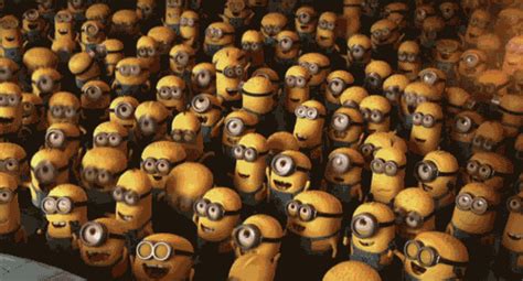 Minions Applause S Find And Share On Giphy