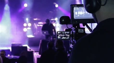 Why Live Streams Increase An Events Physical Attendance