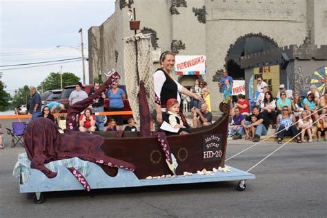 Cutie Parade 2012165 Mermaid Festival 2012 Mark Tevis Flickr