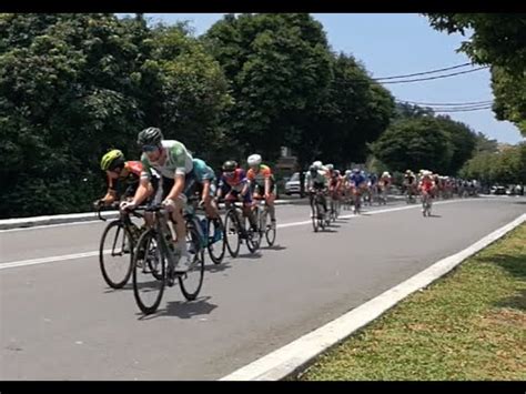 Riders cycle past the zahir mosque in kota setar, kedah, during the opening stage of le tour de langkawi 2018 (ltdl) from kangar to kulim march 18 we decided to include the genting route after taking into account feedback from the teams, he told reporters after attending the ltdl2019. Le Tour de Langkawi 2019 (Stage 1-176.9km) - YouTube