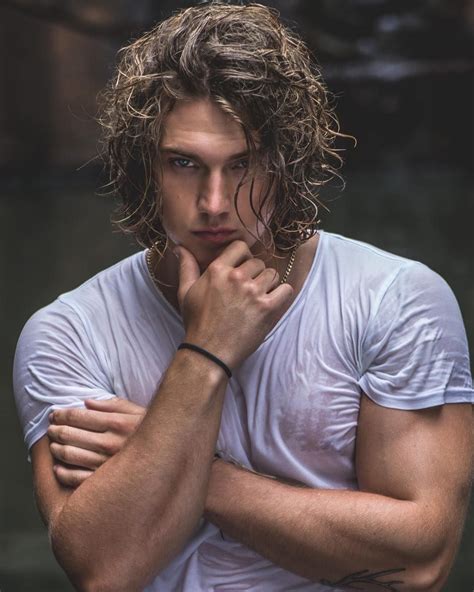 Lista 90 Imagen Male Models With Long Hair Actualizar
