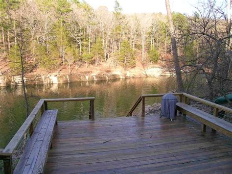 On beaver lake, nestled between the alpine town of eureka springs and the diverse ozark highlands. Pet Friendly Cabins In Arkansas - cabin