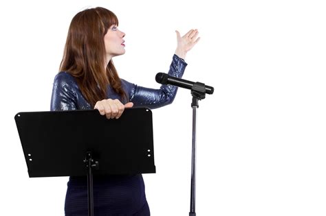 Public Speaking Tips: Dos and Don'ts To Be An Effective Speaker - Women ...