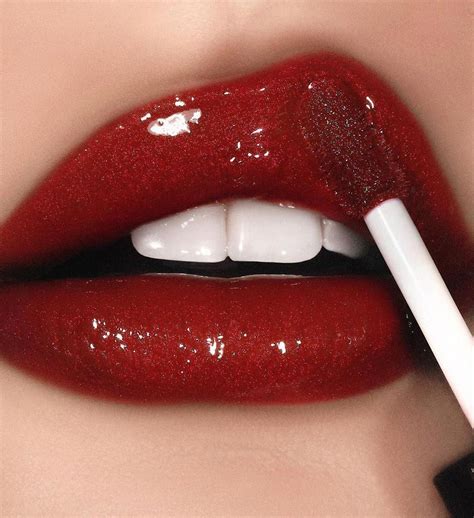 Pin On Maquiagem Beleza Produtos Red Lips Makeup Look Red Aesthetic