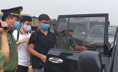 Vietnamese Police Pose As Health Workers To Arrest Dissident Blogger — Radio Free Asia