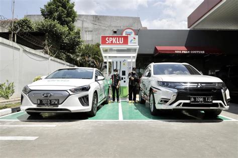 Keren Abis Rekomendasi Mobil Listrik Hybrid Paling Oke Di Indonesia