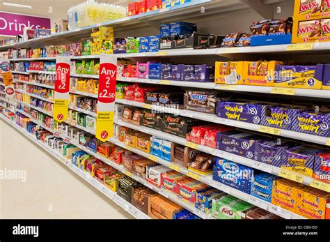 Sweets Supermarket Shelves Hi Res Stock Photography And Images Alamy
