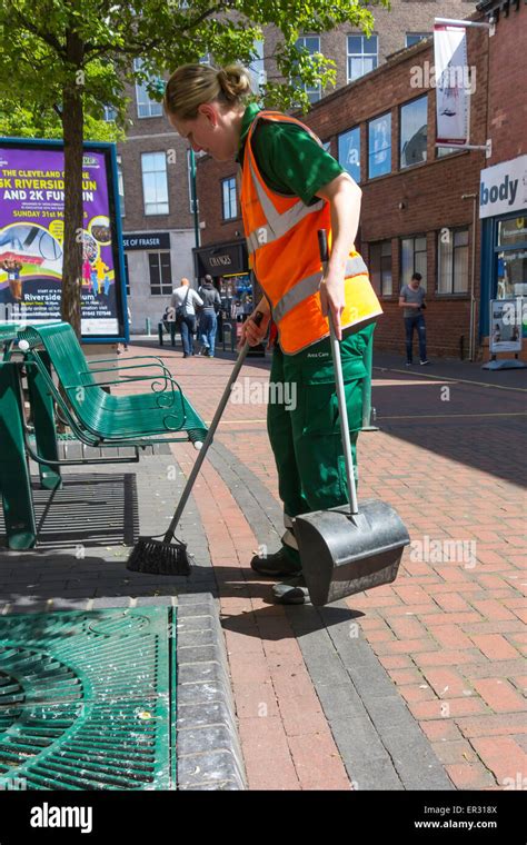 Sweeping Lady Hi Res Stock Photography And Images Alamy