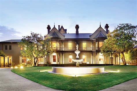 Hawthorn Mansion Sells For More Than 20 Million