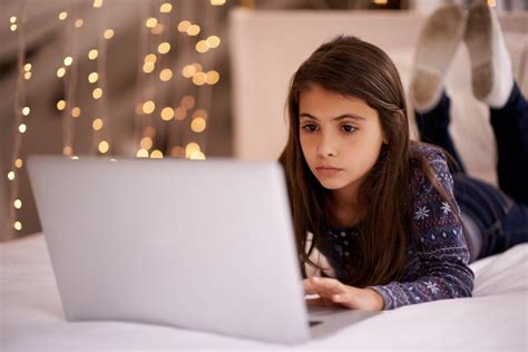 Tweens Social Networking And Computer Safety