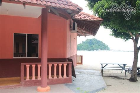 Explore our collection of enticing hotels closest to teluk nipah beach in pangkor island. Pangkor Island Guide
