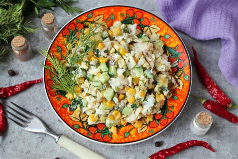 Салат с треской и кукурузой - пошаговый рецепт с фото на Повар.ру