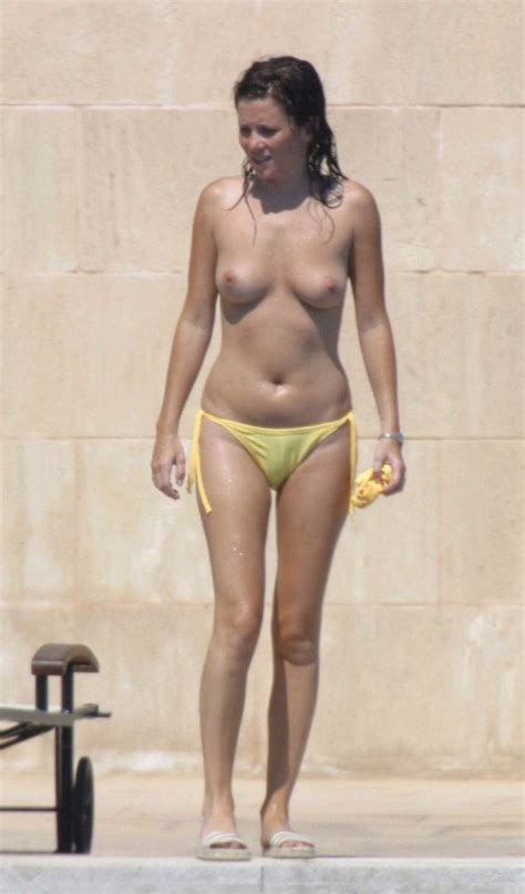 Anna Friel Topless Photos The Fappening