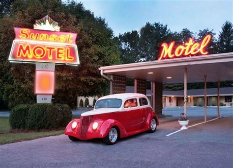 15 Classic Roadside Motels You Can Visit Along Americas Highways