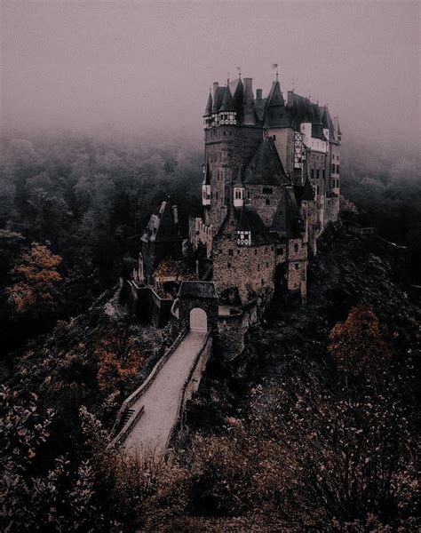 Pin By Desiree On ━ ༄ Aesthetic Castle Aesthetic Medieval Aesthetic