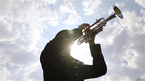 Army Bugler Plays Taps Youtube