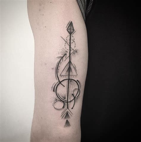 The arrow tattoo design itself is simple. Image result for arrow tattoos | Arrow tattoos for women ...