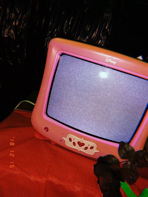2000s Vibe Tv Static Pink Pink Box