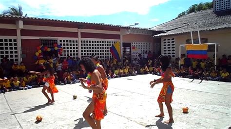 Los 5 Bailes Tipicos De La Region Insular Mas Populares Lifeder Images