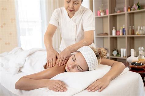 Woman Relaxes In The Spa Body Massage Treatment Stock Image Image Of Facial Health 174310593