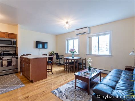 View for rent listing photos, property features, and use our match filters to find your perfect rental home in queens county, ny. New York Apartment: 2 Bedroom Apartment Rental in Astoria ...