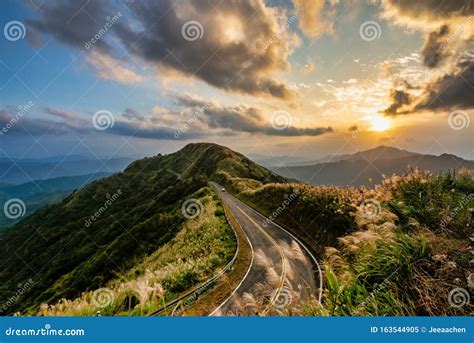 Sunset Scenery Of Mountains Stock Image Image Of Beauty Citytaiwan