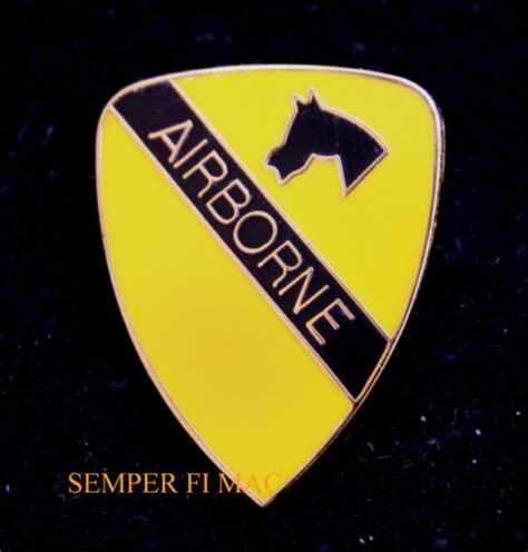 1st Cavalry Division Airborne Hat Pin Us Army Cav Fort Hood The First