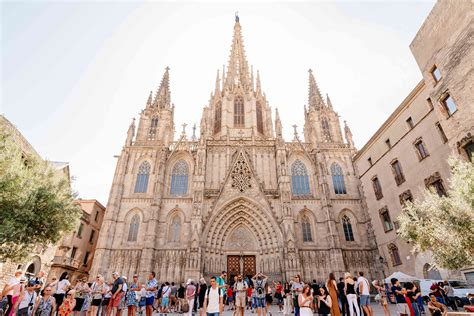 The Best Of Barcelonas Churches