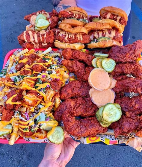 Daves Hot Chicken To Expand Into Palm Beach What Now Miami